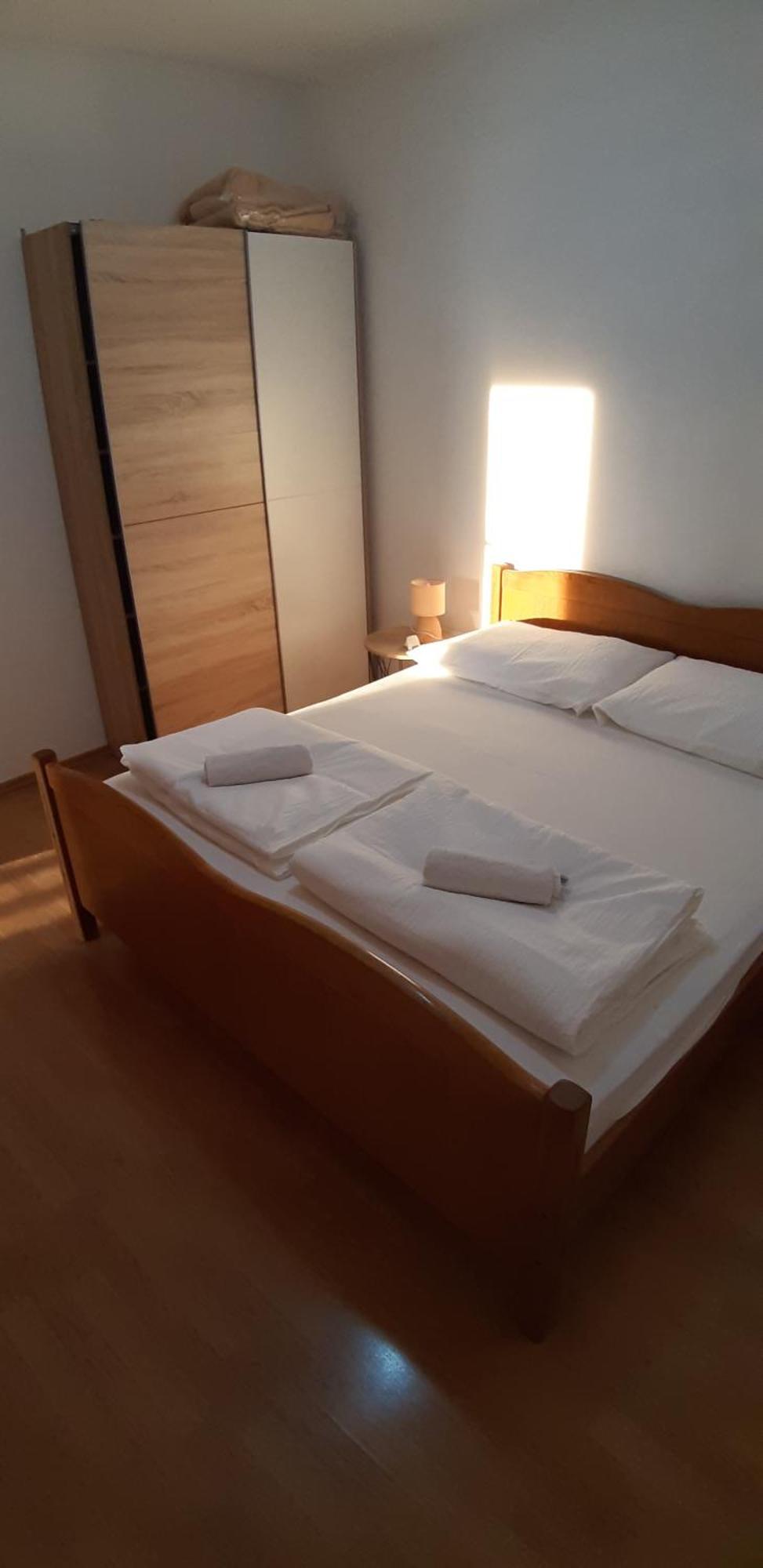 אומיס Apartments Kalajzic מראה חיצוני תמונה